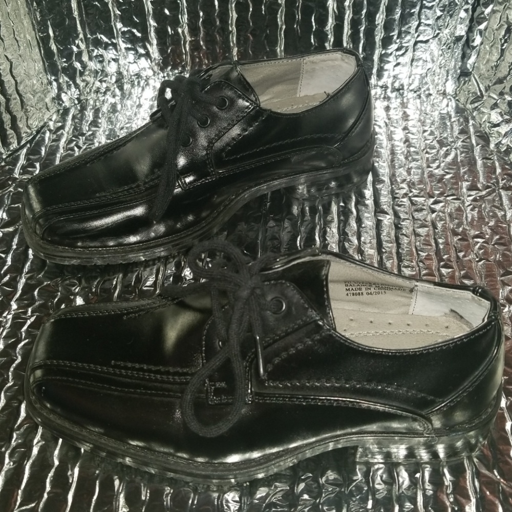 π΄Hpπ΄Stacy Adam's boy's dress shoes - Picture 3 of 8